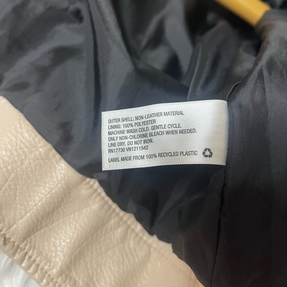 BLUSH LIGHTEST PINK VEGAN MOTORCYCLE 🏍️ JACKET - Picture 5 of 10